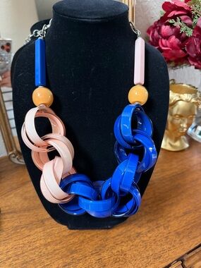 Anthropologie Chunky Link Statement Necklace in Blue, Blush & Mustard